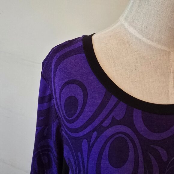 Babs Vancouver - Boutique Tunic in Purple Circles & Swirls, Inset Black - Picture 2 of 9